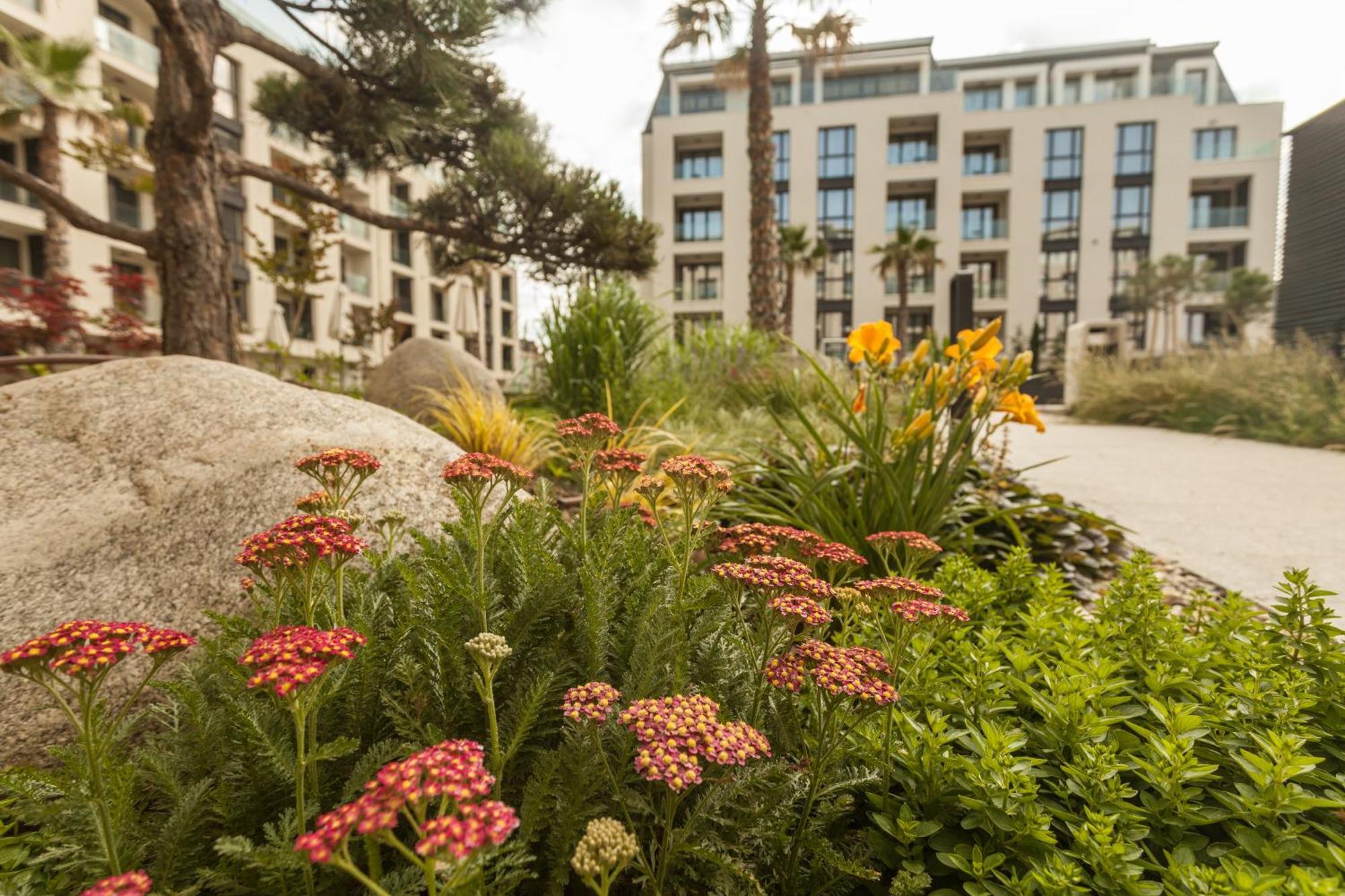 Azur Premium Resort Святые Константин и Елена Экстерьер фото